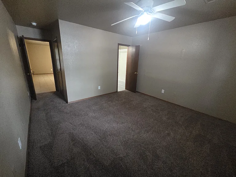 832 W Forest Dr — Photo 9