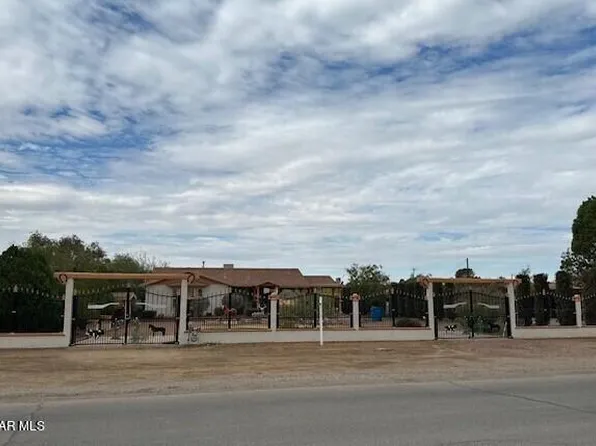 11206 Middle Drain Rd, El Paso, TX 79927