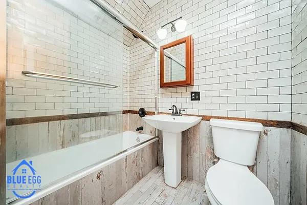 Rented by Blue Egg Realty Corp | media 29