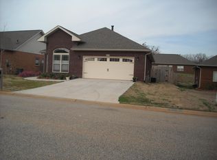 227 Stonecrest Dr, Roebuck, SC 29376