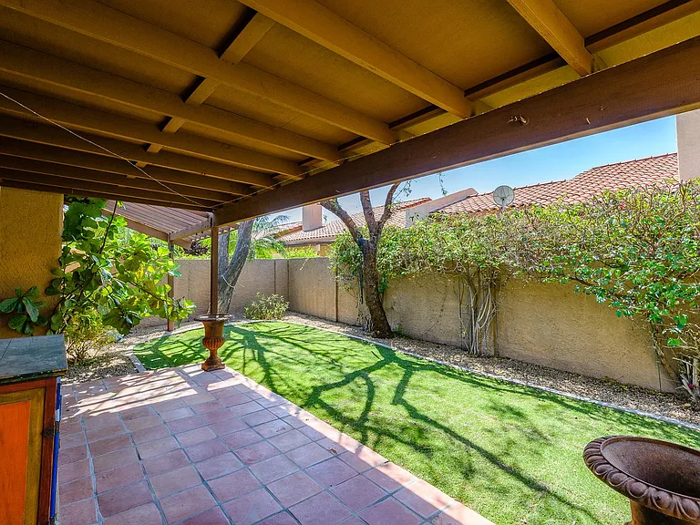 5505 E Desert Hills Dr — Photo 33