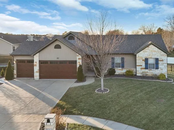 23 Eagle Ct, Wentzville, MO 63385