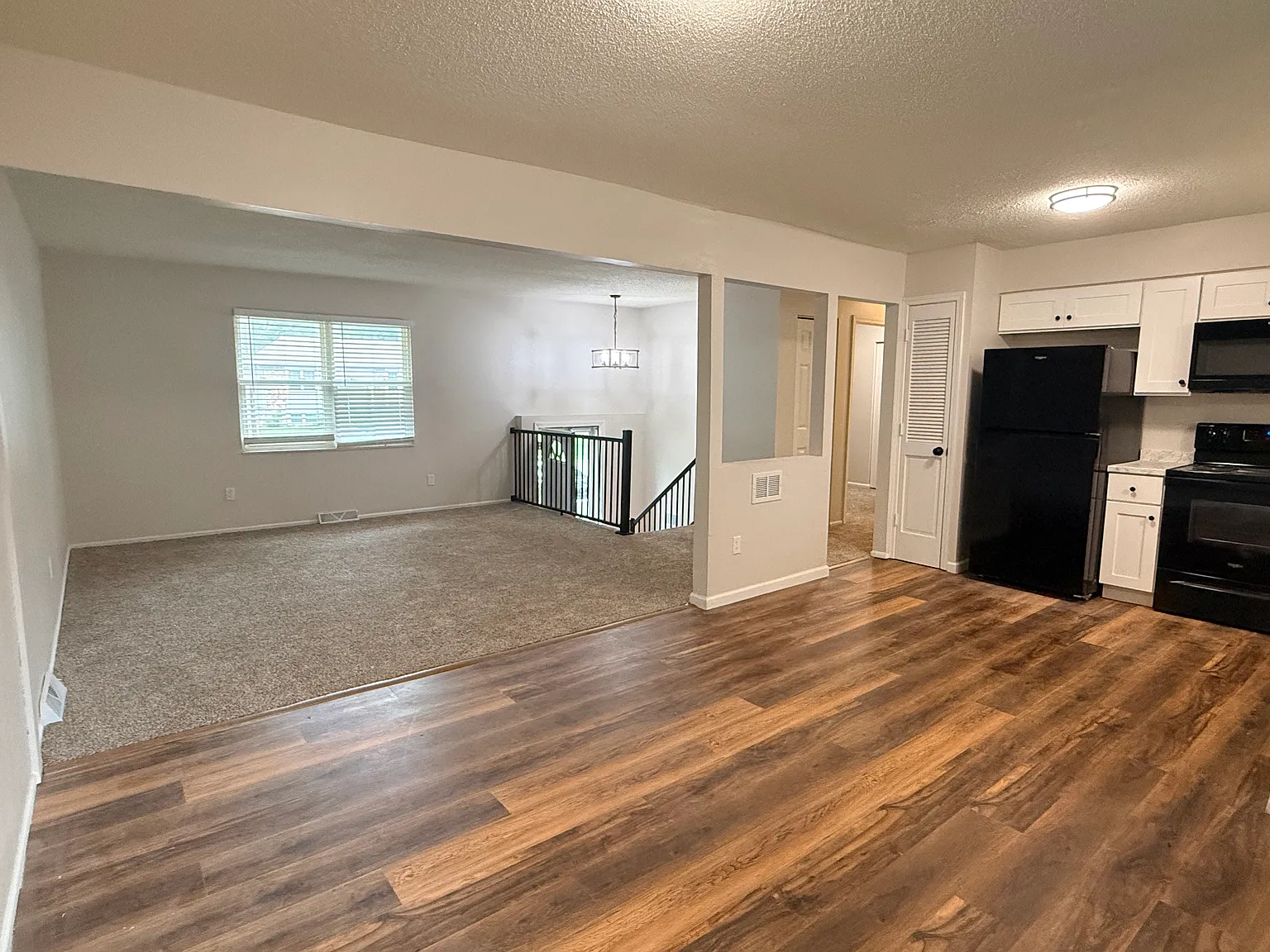 3 bed, 1.5 bath, $1,995 — Photo 4