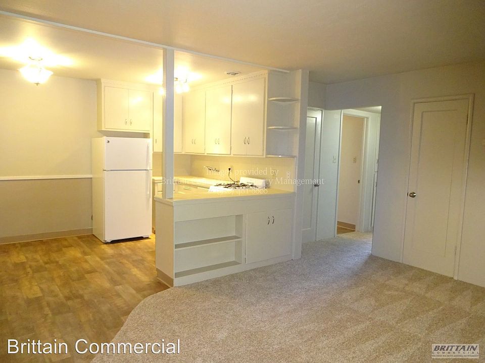 1st image of 2900 Marconi Ave APT 16