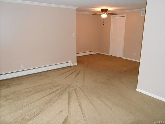 4th image of 100 Churchcroft Ln APT 3