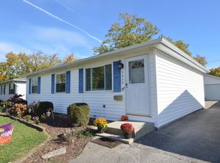 3422 Devin Rd, Grove City, OH 43123