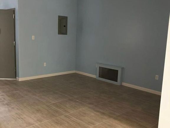 3rd image of 179 Chestnut St Floor 3