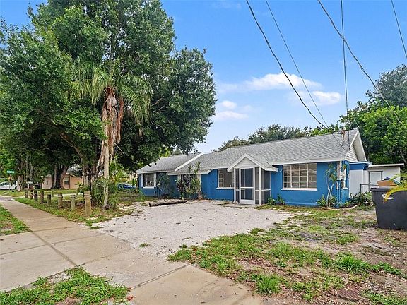 2nd image of 124 26TH AVENUE E #A