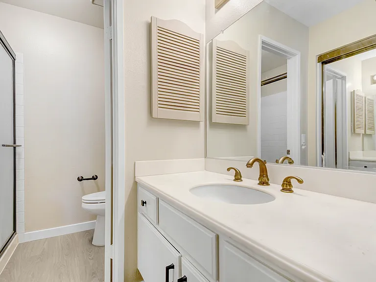 8555 Sandalwood Ct — Photo 9