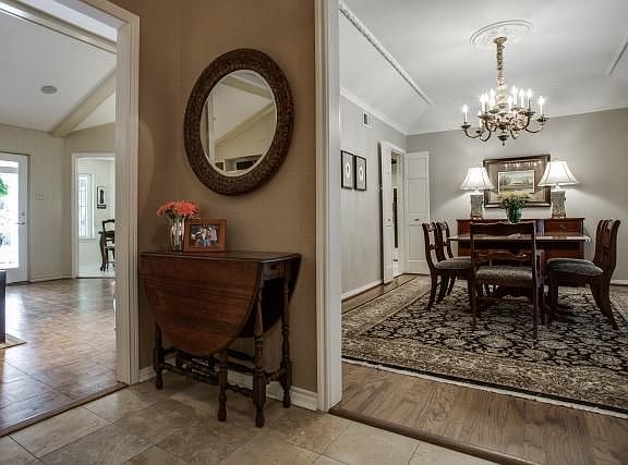 4th image of 4724 Heatherbrook Dr