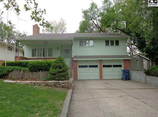 2325 N Monroe St, Hutchinson, KS 67502