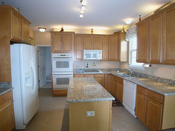 New Granite in Kitchen