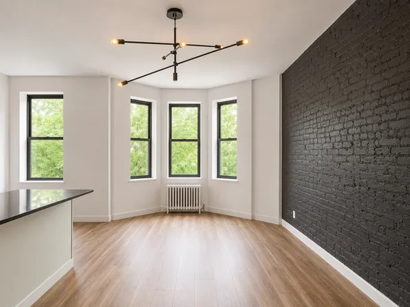 242 E 25th St #2, Brooklyn, NY 11226