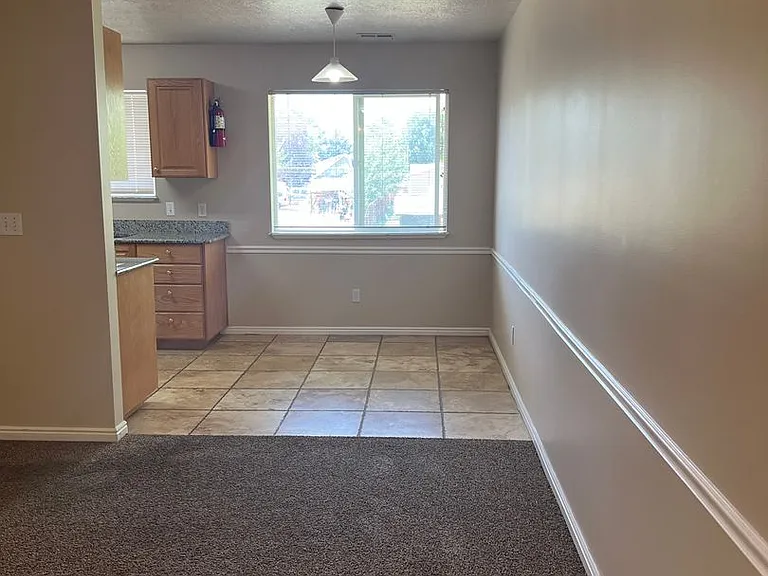 264 N 3 E #702 — Photo 3