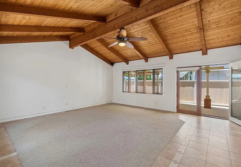 929 Junipero Dr — Photo 3