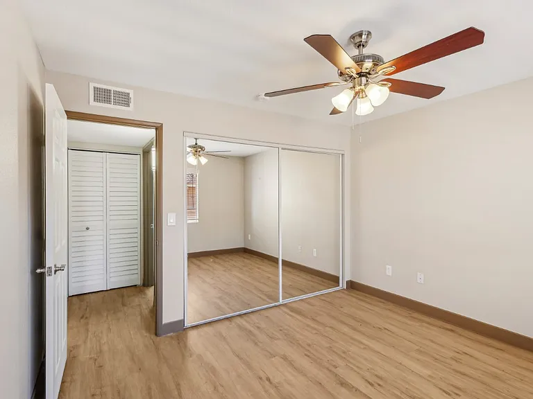 Craig Ranch Villas — Photo 12