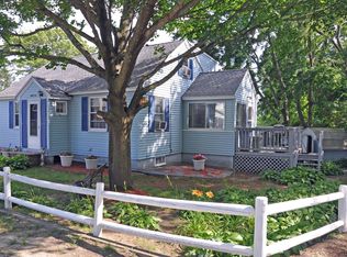 81 Bay State Rd, Methuen, MA 01844