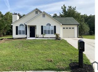 5990 Creekside Dr, Rex, GA 30273