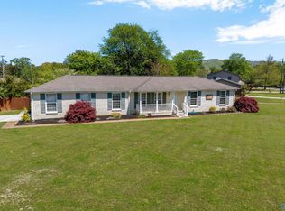 7219 Hickory Hill Ln SE, Huntsville, AL 35802