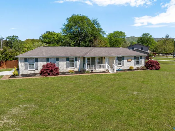 7219 Hickory Hill Ln SE, Huntsville, AL 35802