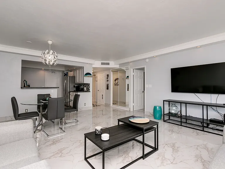 3700 Galt Ocean Dr #804 — Photo 3
