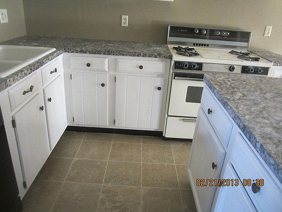 4th image of 2728 Lookout Dr