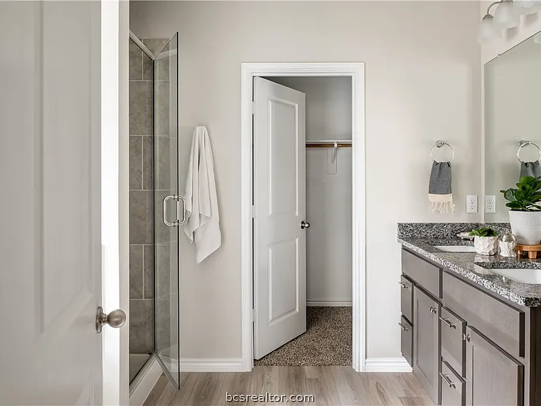 2159 Chief St — Photo 15
