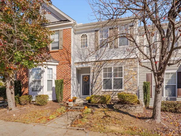 2805 Corbett Grove Dr, Raleigh, NC 27616