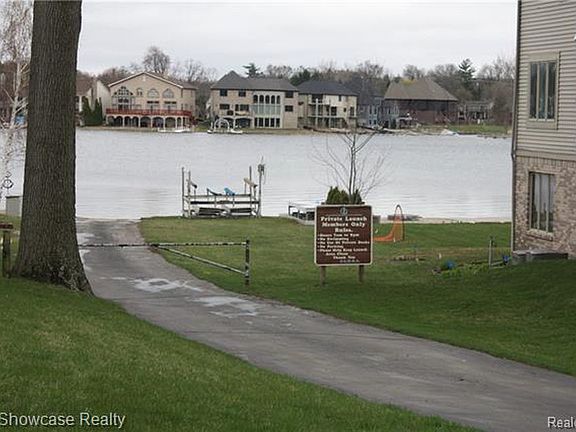 2nd image of 1444 Vanstone Dr