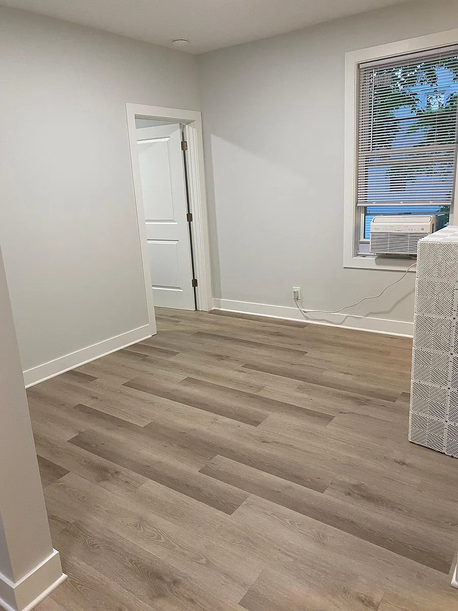 Building Photo - 98 Hillside Ave #2