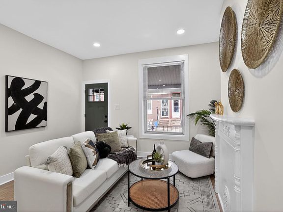 4th image of 1331 S May St