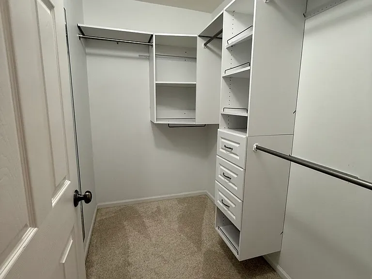2950 Rutland Cir #O — Photo 8