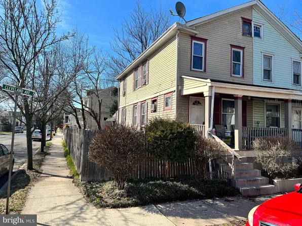 243 Cleveland Ave, Trenton, NJ 08629