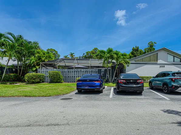 1038 Summit Trail Circle #A, West Palm Beach, FL 33415