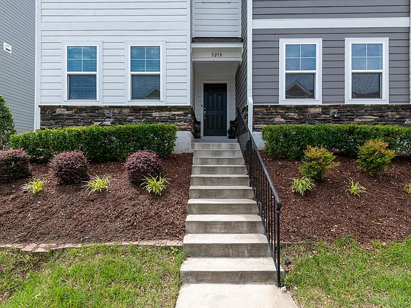 3rd image of 5218 Beardall St