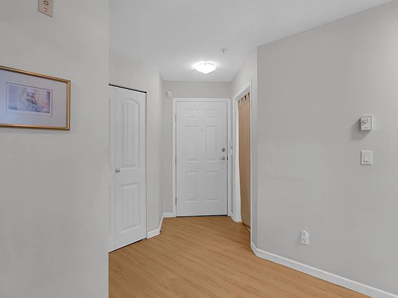 3rd image of 9668 148th St #206