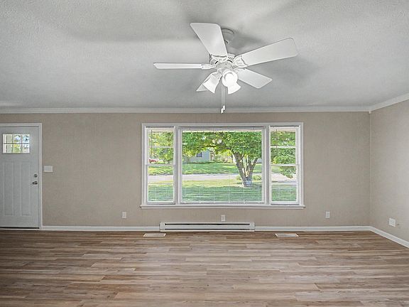 5th image of 2720 Brown St