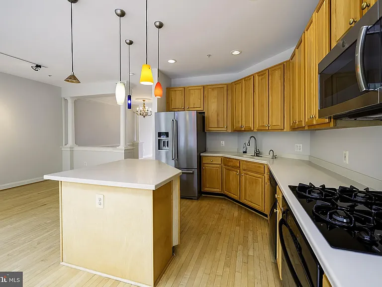 1156 Regal Oak Dr — Photo 21