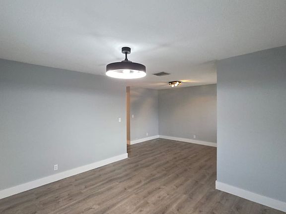 2nd image of 5628 Hayes St #5628