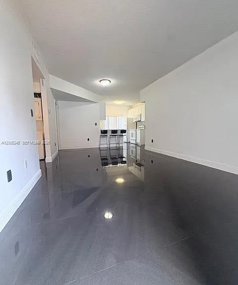 8019 Lake Dr #103 — Photo 4