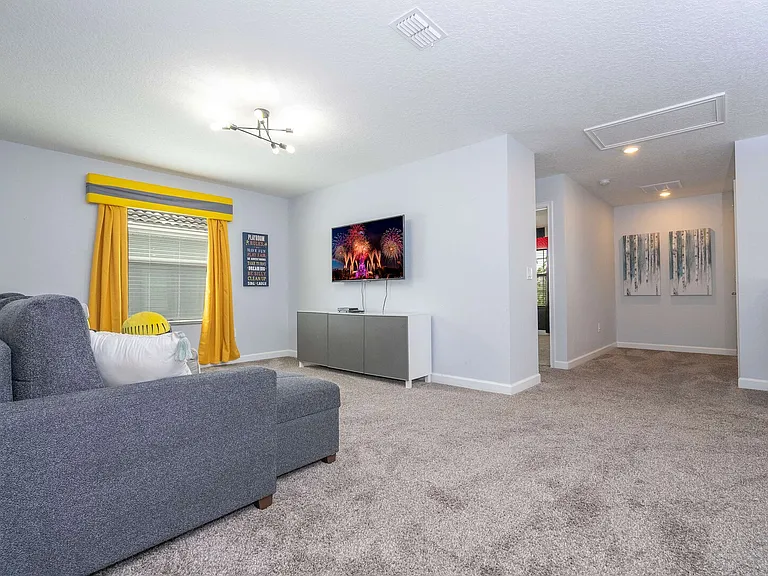 Kings Castle Cir — Photo 34