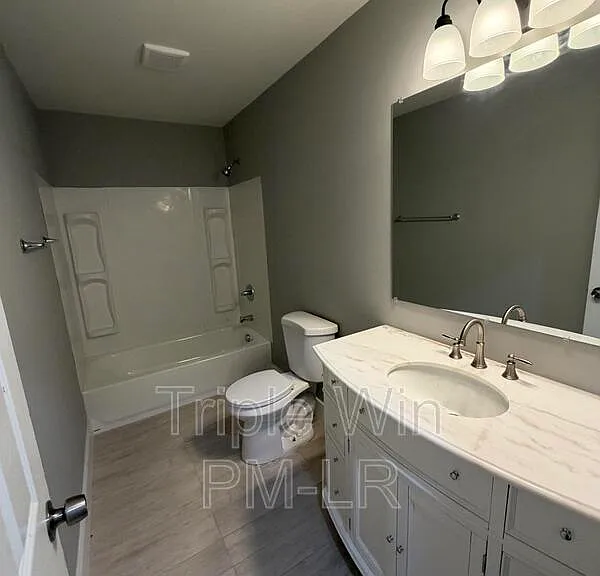 1215 Dennison St #A — Photo 16