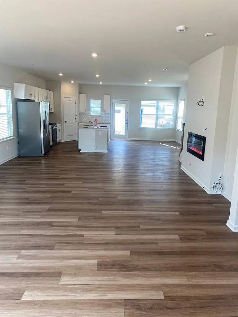 8114 White Dove Ct — Photo 2