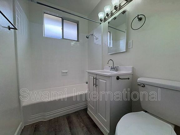5th image of 21612 Berendo Ave