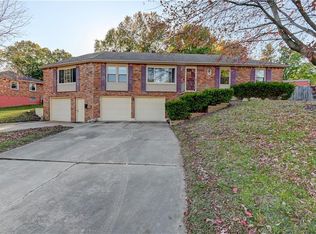 3700 S Emery St, Independence, MO 64055