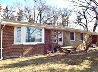 19490 Haskins Rd, Bowling Green, OH 43402
