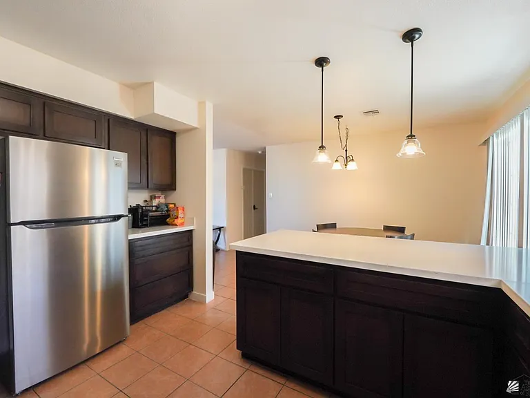 2146 S 47th Ave — Photo 23