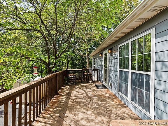 4th image of 298 Storm Cove Dr