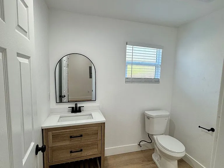 5201 E Anaheim Rd. — Photo 11