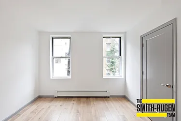 Rented by R New York